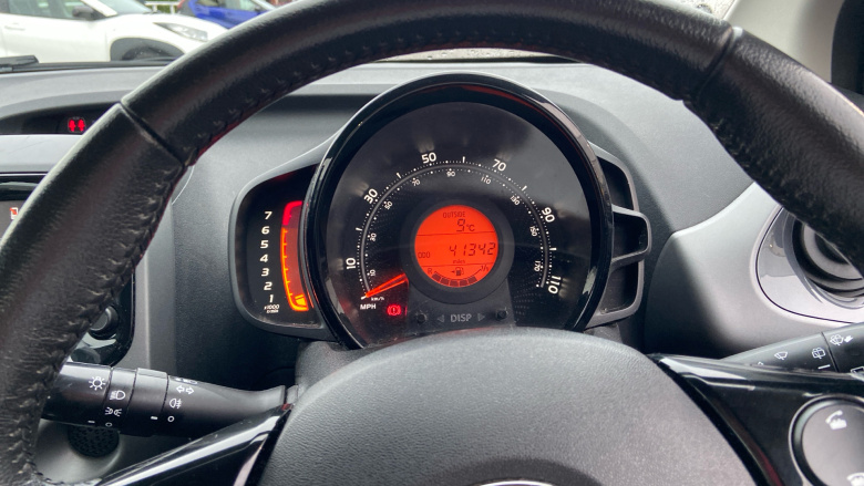 Toyota Aygo 1.0 VVT-i X-Play 5dr Petrol Hatchback